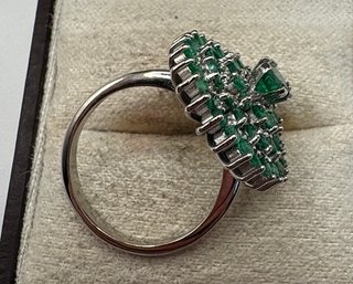 Anillo oro 18 kt con esmeraldas