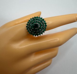 Anillo oro 18 kt con esmeraldas