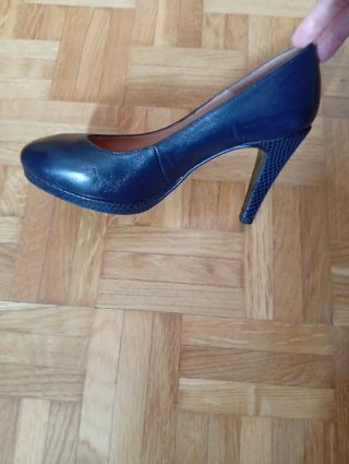 Zapatos de vestir tacón azul marino. Piel.