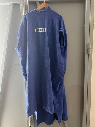 Poncho cambiador ION surf adulto azul