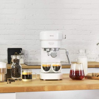 Cafetera Cecotec Cafelizzia 790 Blanca