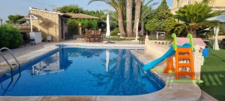 Alquiler: Piscina, Jardín y Barbacoa