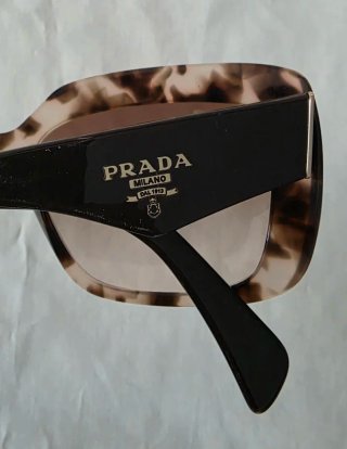 Gafas de sol Prada Tortoise