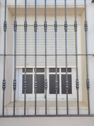 Puerta y 5 ventanas aluminio blanco