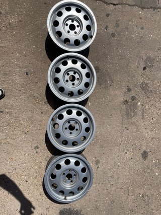 LLANTAS AUDI 5x100 EN 15” ULTRALIGERAS