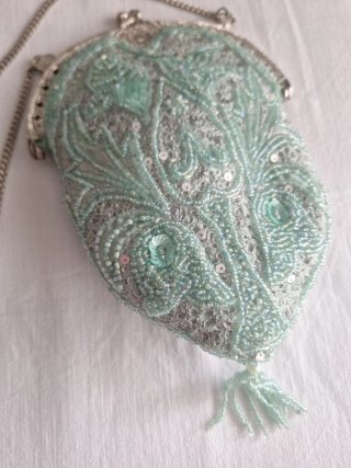 Bolso de fiesta plateado y verde azulado