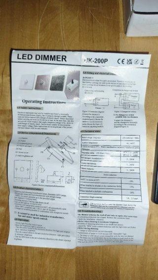 Interruptor regulador LED UK-200P