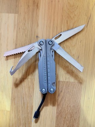 Leatherman Charge Plus TTi Titanium + extras.