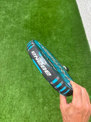 Pala de pádel Enebe Aerox Carbon 7.2