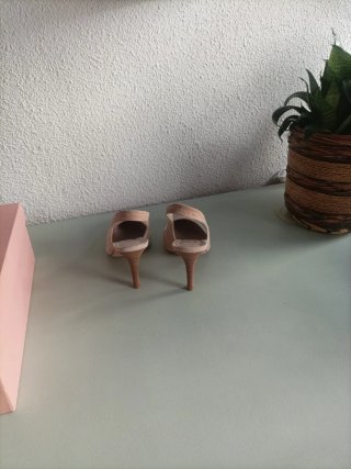 Zapatos de tacón beige/rosa talla 37