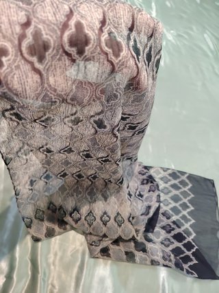 Pañuelo foulard blanco y negro