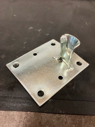 Pieza cierre asiento Lambretta