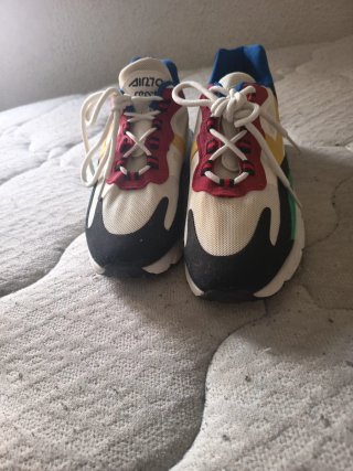 Nike Air Max 270 React Talla 39
