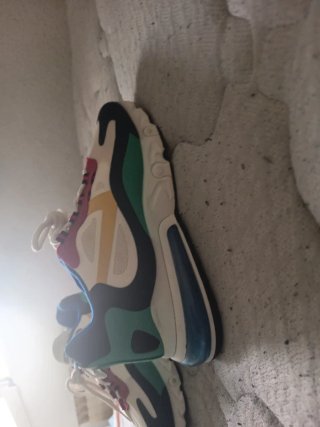 Nike Air Max 270 React Talla 39