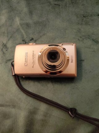 Canon  Powershot SD3500 IS ELPH