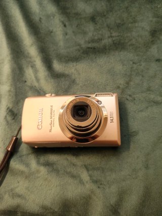 Canon  Powershot SD3500 IS ELPH