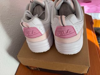 Zapatillas Fila blancas con detalle rosa T39