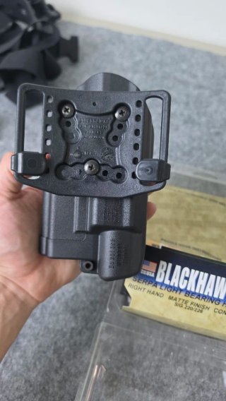 Funda Blackhawk Serpa para SIG 220/226