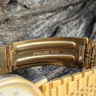 Reloj Pulsar Dorado Cuarzo