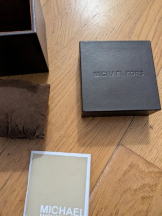 Caja Michael Kors para reloj