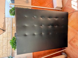 Cabecero de piel sintética negro
