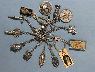 Lote 12 Llaveros Religiosos - 25 EUR o individual
