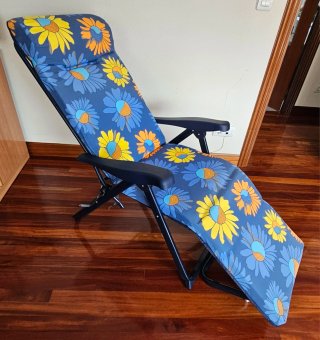 Tumbona plegable acolchada floral