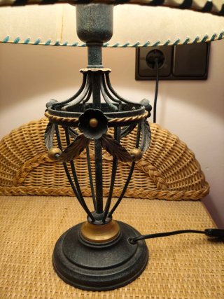 Lámpara Vintage Metal Dorada Verde