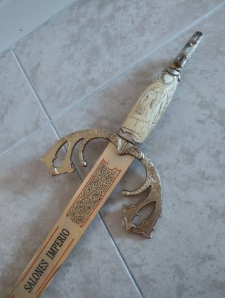 Espada decorativa de boda