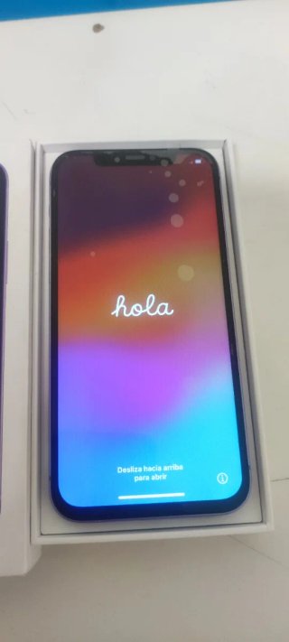 iPhone 12 Morado