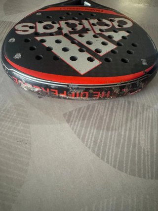 Pala de pádel Adidas Essnova Carbon 3.0