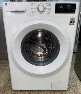 Lavadora LG 8kg Direct Drive