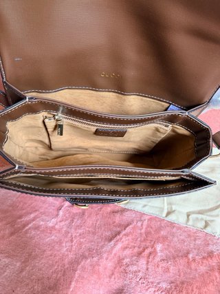 Elegante bolso de mano