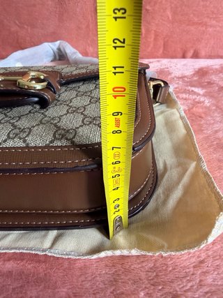 Elegante bolso de mano