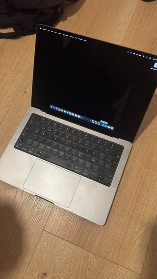 MacBook Pro 14” M1 Pro 16GB RAM 1TB SSD
