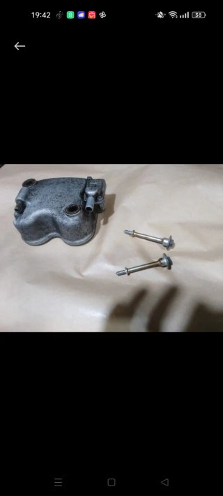 Tapa de motor metálica