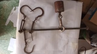 Báscula romana antigua..