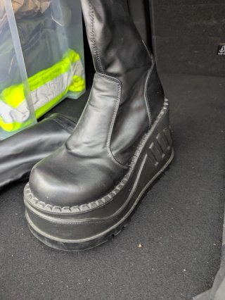 Botas Demonia Stomp 200