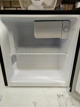 Frigorífico Chiq Minibar 46L Negro