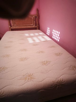 Conjunto de cama madera y metal