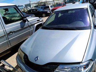 Faro antiniebla 8200002469 renault laguna 1489370