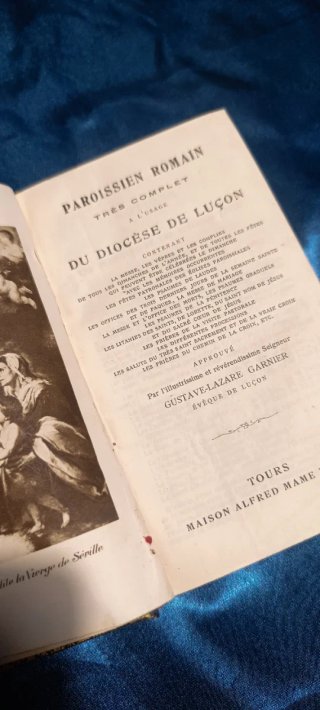 Misal Francés Antiguo Paroissien Romain Luçon 1933