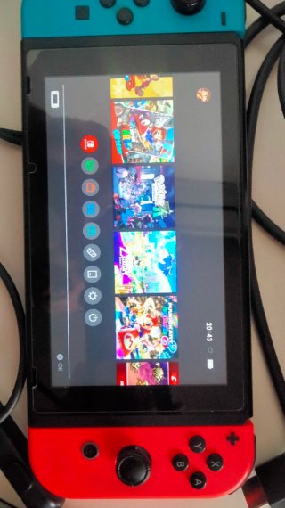 Nintendo Switch v1 + Mando + Juegos