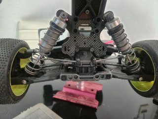 Mugen MBX8 1/8 RC Buggy