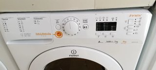 Lavadora-Secadora Indesit 7kg/5kg 1600 RPM