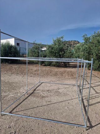 Jaula para perros con techo y puertas