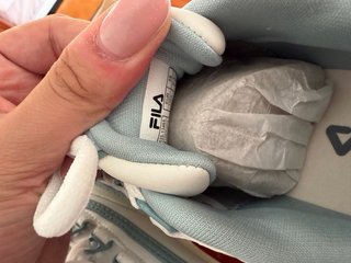 Zapatillas Fila Blancas y Turquesa Talla 39