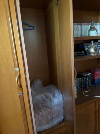 Mueble de habitación con camas
