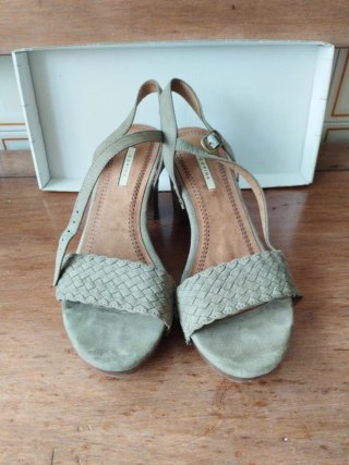 Sandalias Corina Beige/Verde Talla 38