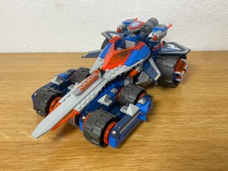 LEGO Nexo Knights 70315 - Espada tronadora de Clay